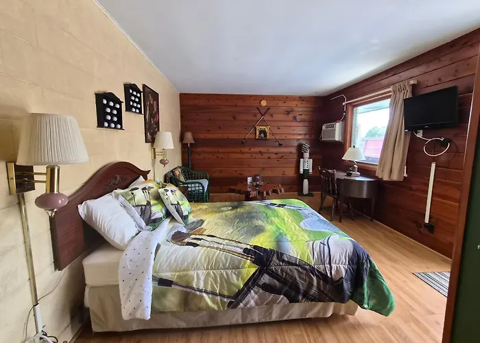 Chateau Motel *