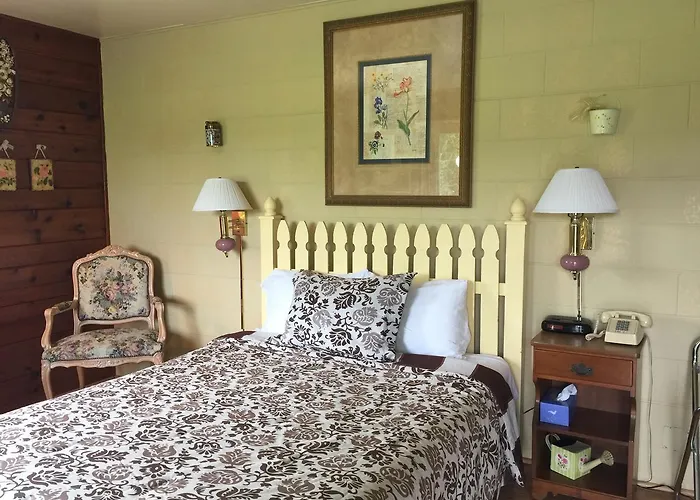 Chateau Motel *